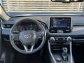Toyota RAV4 2021 года за 15 500 000 тг. в Уральск – фото 20