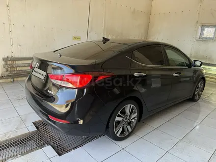 Hyundai Elantra 2014 года за 4 200 000 тг. в Актобе – фото 4