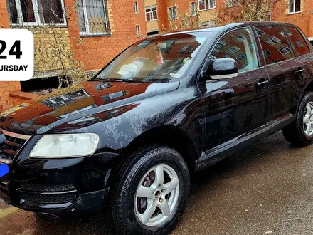 Volkswagen Touareg 2004 года за 5 000 000 тг. в Астана – фото 4