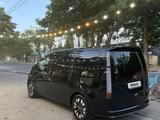 Hyundai Staria 2023 года за 21 500 000 тг. в Алматы – фото 3