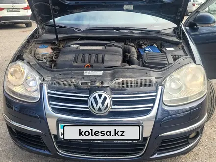 Volkswagen Jetta 2010 года за 3 500 000 тг. в Алматы – фото 25