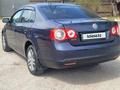 Volkswagen Jetta 2010 года за 3 500 000 тг. в Алматы – фото 9