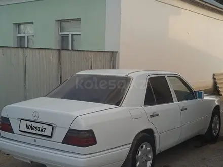 Mercedes-Benz E 260 1990 года за 1 650 000 тг. в Кызылорда