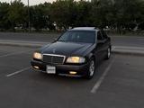Mercedes-Benz C 200 1995 года за 1 800 000 тг. в Астана
