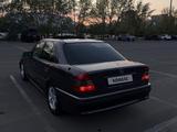 Mercedes-Benz C 200 1995 года за 1 800 000 тг. в Астана – фото 3