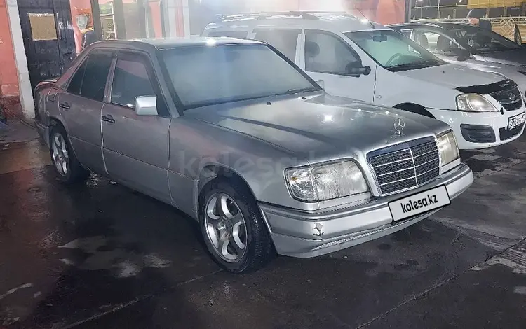 Mercedes-Benz E 320 1993 года за 1 950 000 тг. в Шымкент