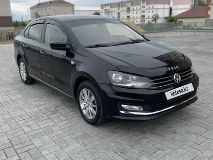 Volkswagen Polo 2015 года за 5 000 000 тг. в Актобе – фото 2