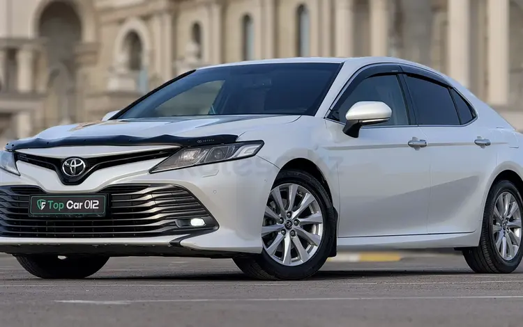 Toyota Camry 2019 годаfor13 800 000 тг. в Актау