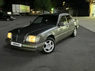 Mercedes-Benz E 280