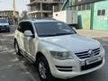 Volkswagen Touareg 2006 годаүшін7 100 000 тг. в Алматы – фото 2