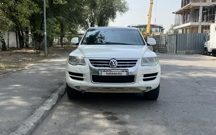 Volkswagen Touareg 2006 годаүшін7 100 000 тг. в Алматы