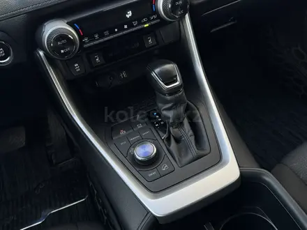 Toyota RAV4 2025 года за 16 700 000 тг. в Актобе – фото 9
