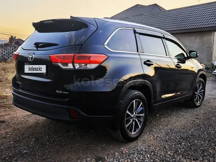 Toyota Highlander 2019 года за 19 000 000 тг. в Алматы – фото 6