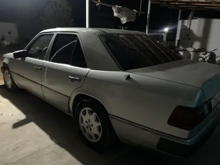 Mercedes-Benz E 230 1992 года за 1 800 000 тг. в Тараз