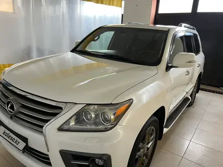 Lexus LX 570 2015 года за 28 000 000 тг. в Актау – фото 4