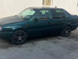 Volkswagen Vento 1997 года за 1 200 000 тг. в Туркестан – фото 2