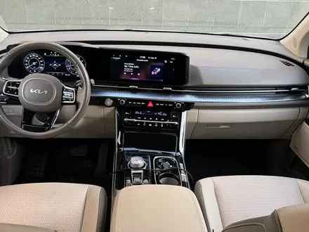 Kia Carnival 2023 года за 27 000 000 тг. в Алматы – фото 13