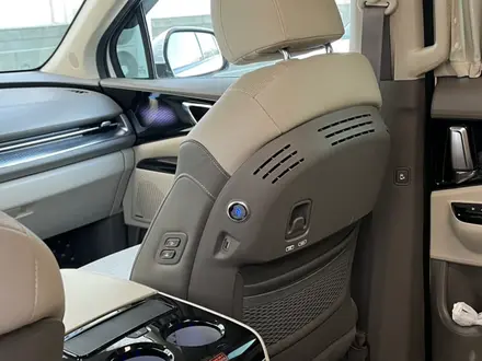 Kia Carnival 2023 года за 27 000 000 тг. в Алматы – фото 21