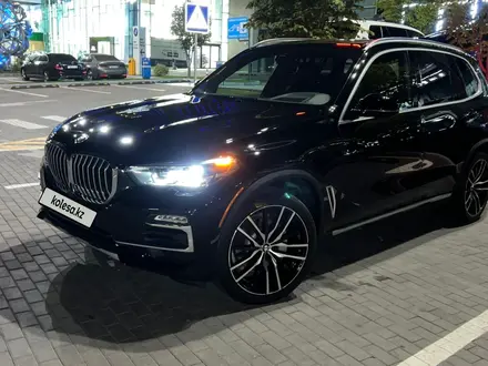 BMW X5 2020 года за 38 600 000 тг. в Алматы – фото 3