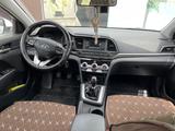 Hyundai Elantra 2019 годаүшін7 600 000 тг. в Уральск – фото 3