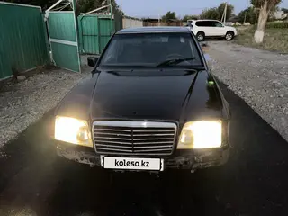 Mercedes-Benz E 280
