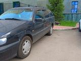 Volkswagen Passat 1995 годаүшін2 700 000 тг. в Астана – фото 2