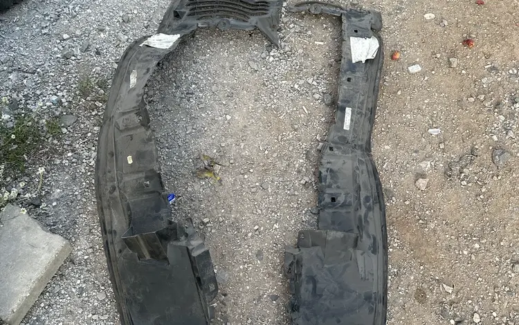 Подкрылок передний за 10 000 тг. в Астана