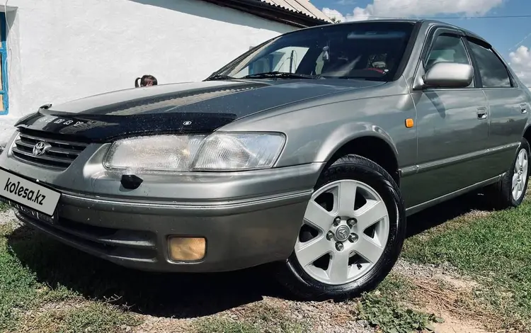 Toyota Camry 1997 годаfor3 600 000 тг. в Павлодар