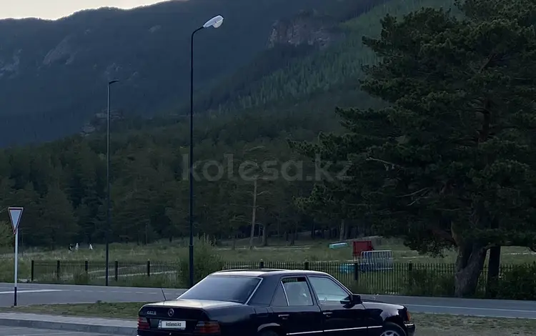 Mercedes-Benz E 220 1992 года за 1 571 000 тг. в Щучинск