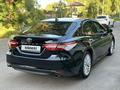 Toyota Camry 2018 года за 12 400 000 тг. в Алматы – фото 3