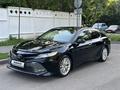Toyota Camry 2018 года за 12 400 000 тг. в Алматы – фото 9