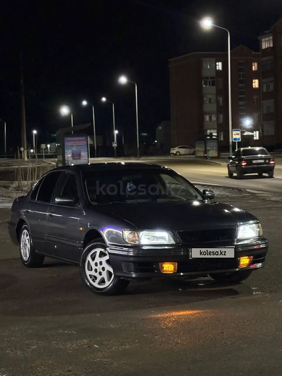 Nissan Maxima, 1996