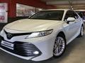 Toyota Camry 2019 года за 15 200 000 тг. в Актобе – фото 8