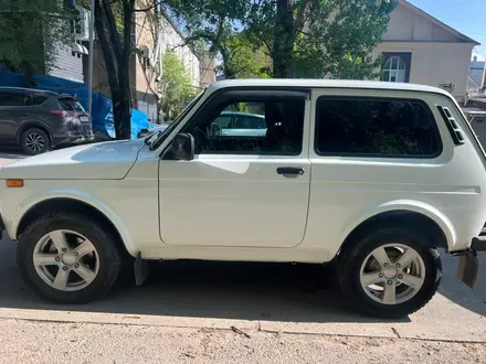 ВАЗ (Lada) Lada 2121 2021 года за 4 700 000 тг. в Алматы – фото 2