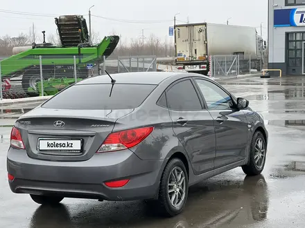 Hyundai Accent 2013 года за 5 500 000 тг. в Уральск – фото 16