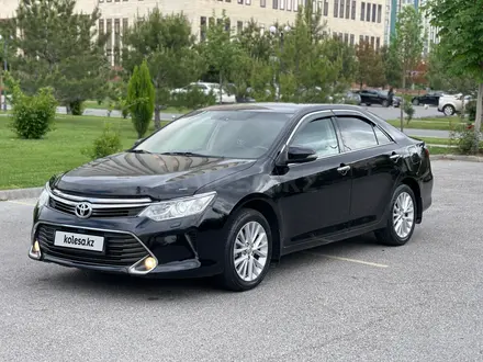 Toyota Camry 2015 года за 11 300 000 тг. в Шымкент