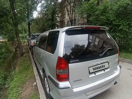 Mitsubishi Chariot 1999 года за 2 000 000 тг. в Алматы – фото 2