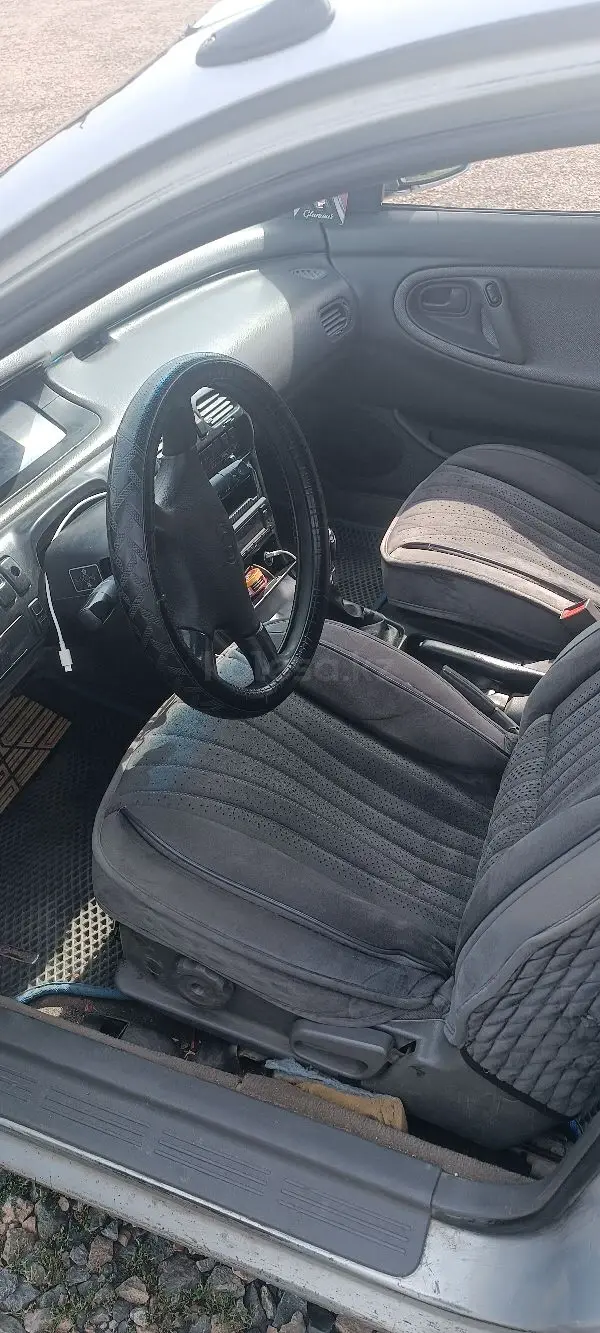 Mazda 626, 1993
