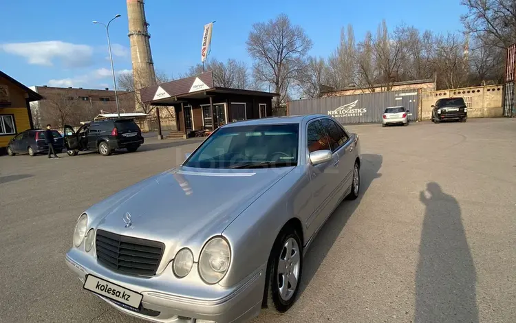 Mercedes-Benz E 320 2000 года за 4 500 000 тг. в Алматы