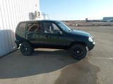 Chevrolet Niva 2005 года за 1 600 000 тг. в Атырау – фото 3