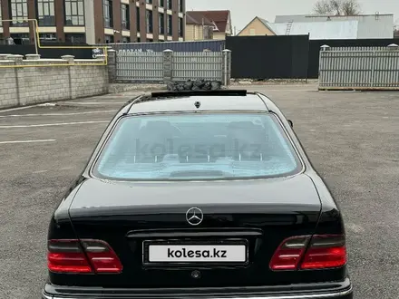 Mercedes-Benz E 280 2001 года за 5 200 000 тг. в Алматы – фото 34