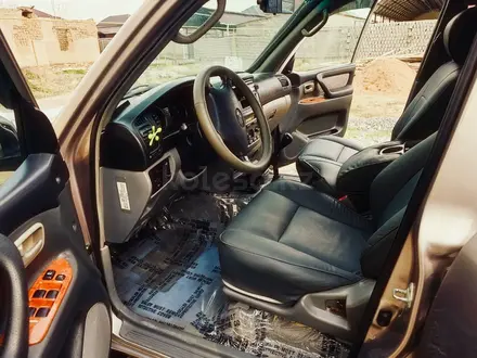 Toyota Land Cruiser 2004 года за 13 000 000 тг. в Шымкент – фото 13