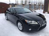 Lexus ES 300h 2013 года за 9 700 000 тг. в Актобе – фото 2