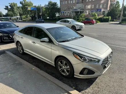 Hyundai Sonata 2018 года за 6 950 000 тг. в Алматы