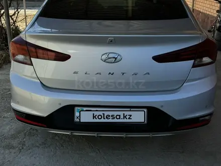 Hyundai Elantra 2019 года за 8 200 000 тг. в Кызылорда – фото 5