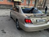 Toyota Camry 2005 года за 4 500 000 тг. в Щучинск – фото 3