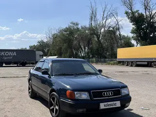 Audi 100