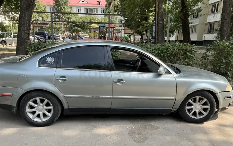 Volkswagen Passat 2004 года за 1 900 000 тг. в Алматы