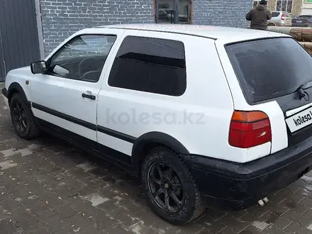 Volkswagen Golf 1993 года за 750 000 тг. в Кокшетау – фото 3