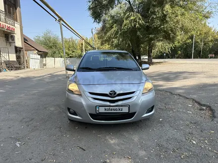 Toyota Yaris 2007 года за 4 500 000 тг. в Алматы – фото 2